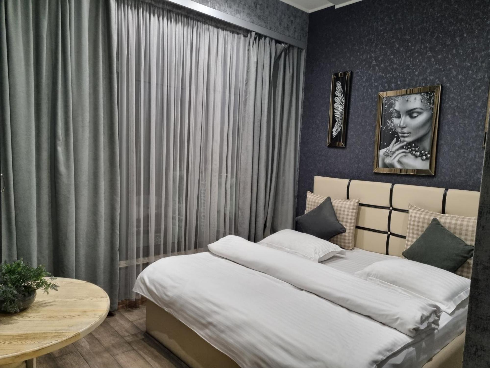 Day Inn Hotel Erévan Extérieur photo