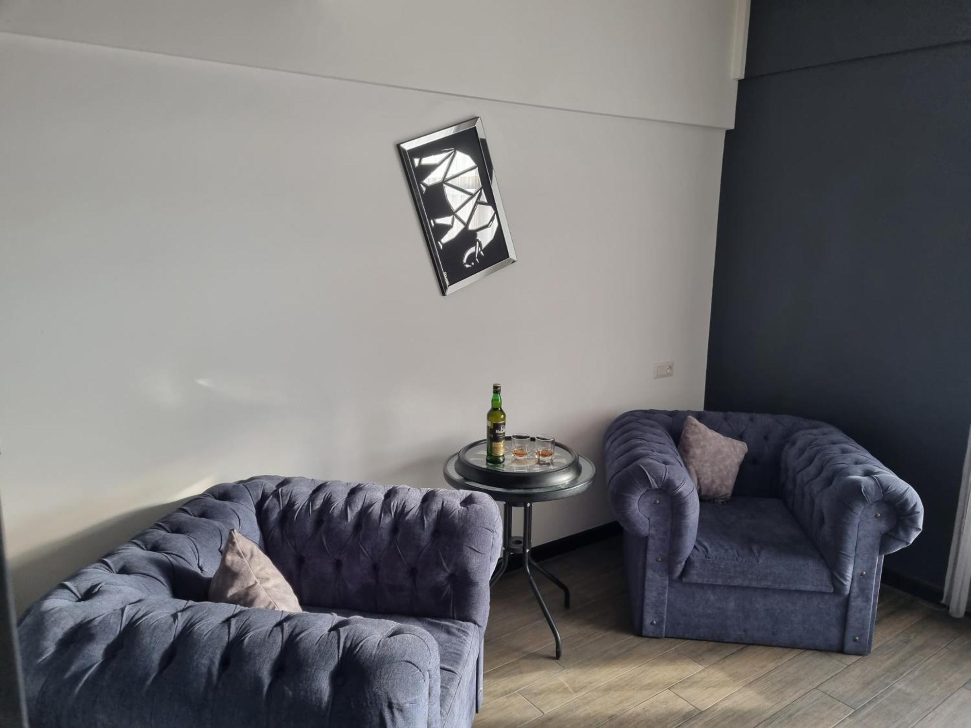 Day Inn Hotel Erévan Extérieur photo