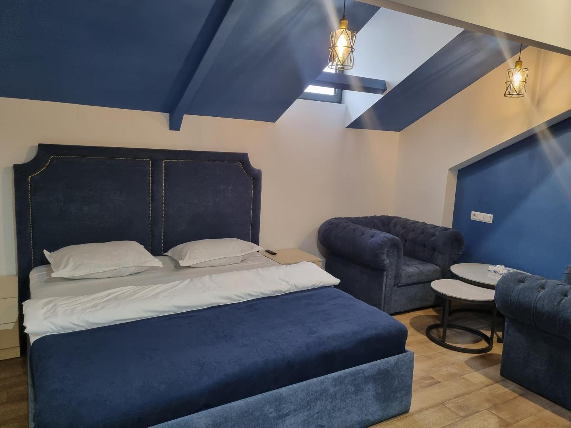 Day Inn Hotel Erévan Extérieur photo